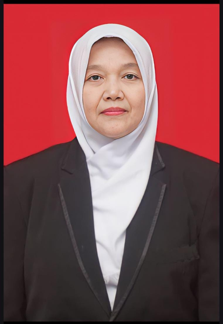 Nur Rahmi, S.S, M.Pd