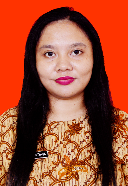 Adelina Oktavia, S.Pd